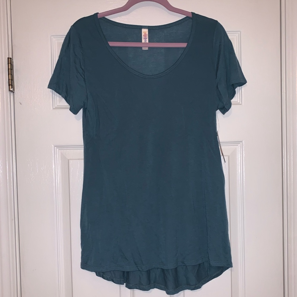 Small LuLaRoe Classic T